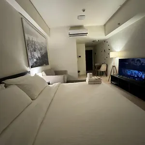 Aparthotel 81 Newport Blvd Cluster 4 Unit B 3rd Flr By Rechelle Nunag, Pasay